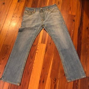 Men’s W40 True Religion Jean